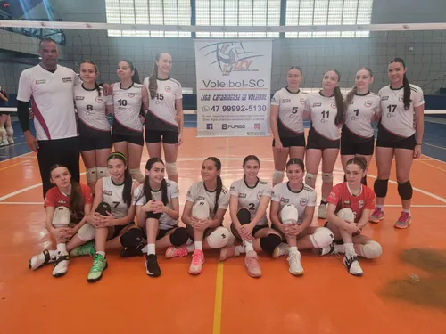 FMD São Bento do Sul disputa Final Ouro da Liga Catarinense de Voleibol Sub-17 neste domingo