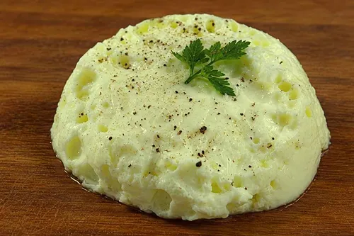 (VÍDEO) Receita da Semana: Ovo no banho-maria