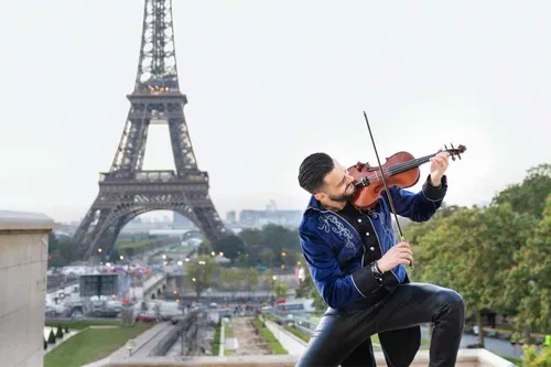 Violinista faz show nacional em Papanduva
